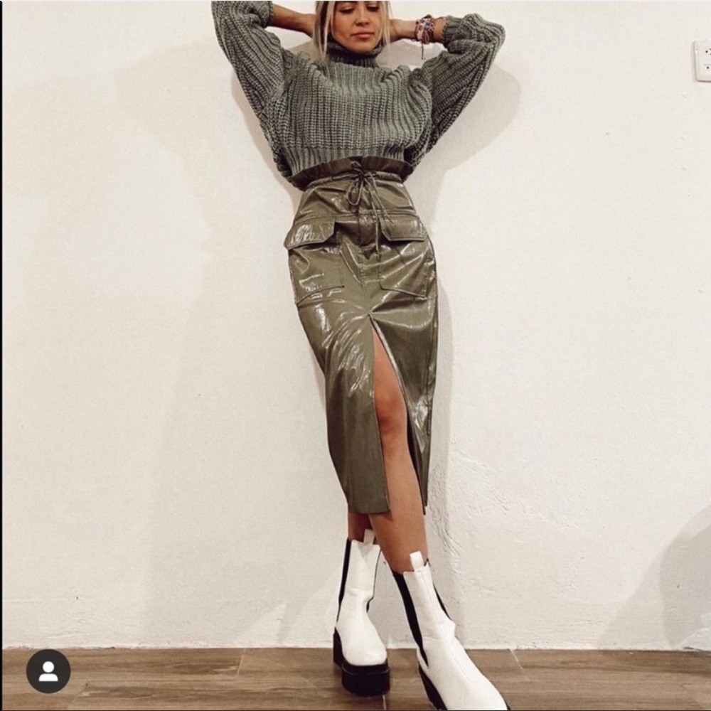 Zara paperbag coated cargo midi skirt BLOGG FAVE!!